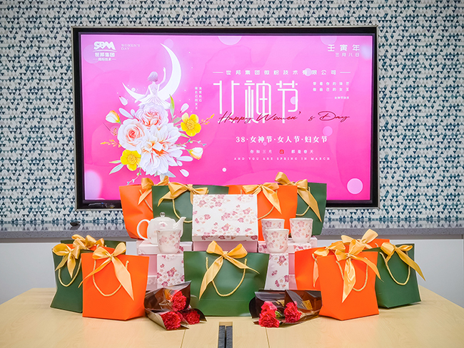 科利瑞克開展慶?！叭恕眿D女節(jié)主題